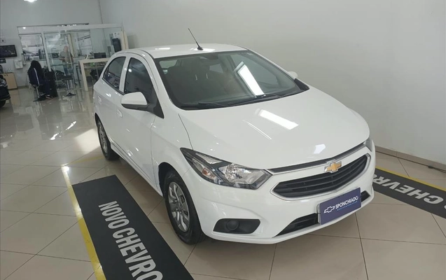 imagem-https://www.socarrao.com.br/sc-vehicle-images-prod/4124482/1790357833795-1615e18e-1fd6-4971-96da-3f3b05bb243120260923084602.jpeg