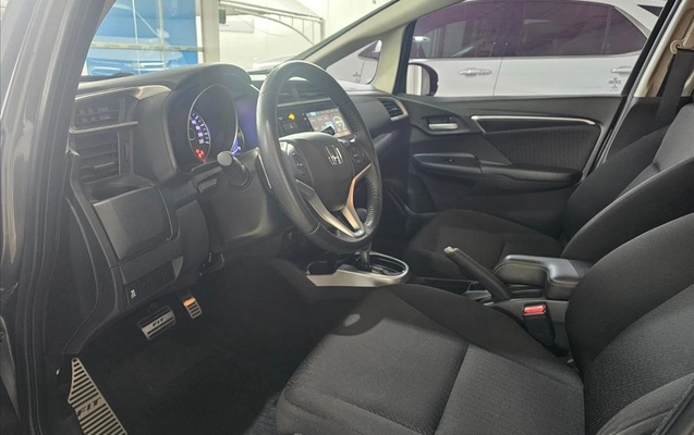 imagem-https://www.socarrao.com.br/sc-vehicle-images-prod/4124486/1790357837502-b46af83b-268d-4d53-818c-cf0fe7f79baf20260813150602.jpeg