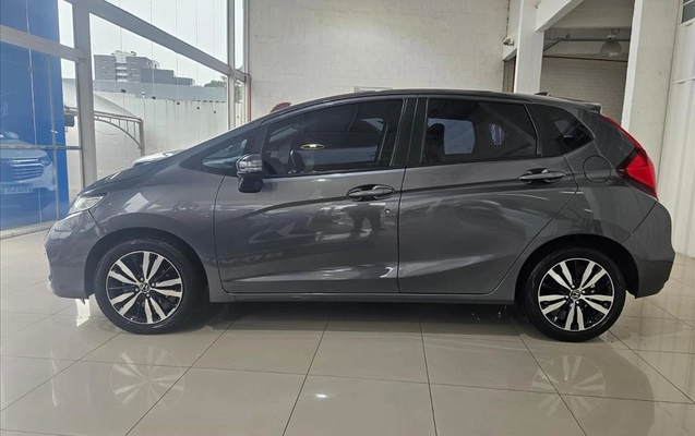 imagem-https://www.socarrao.com.br/sc-vehicle-images-prod/4124486/1790357837503-14d60a9b-94cf-4825-8adb-2d73fa0add9520260813150607.jpeg