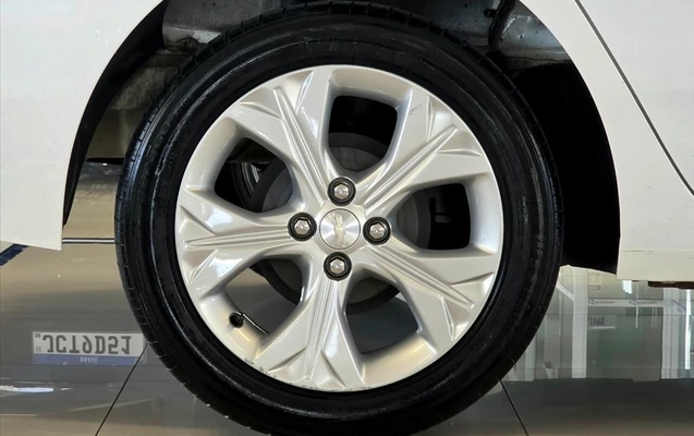 imagem-https://www.socarrao.com.br/sc-vehicle-images-prod/4124516/1790357856778-d488d031-9bb5-42e5-920d-fa7b2b021cc520260828090714.jpeg