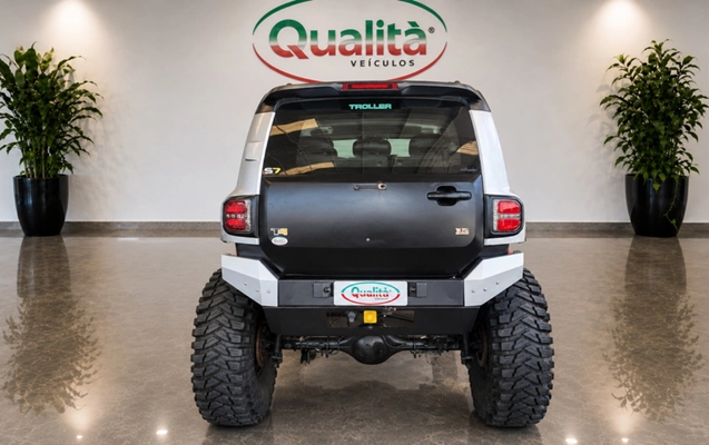 imagem-https://www.socarrao.com.br/sc-vehicle-images-prod/4124658/1790358100778-MDgucG5n.png