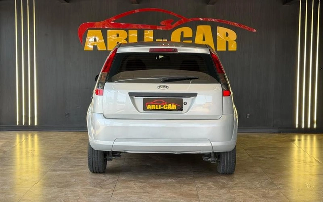imagem-https://www.socarrao.com.br/sc-vehicle-images-prod/4124672/1790601690943-8461805_4_B_4ea30035ac.jpeg
