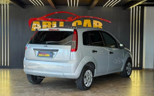 imagem-https://www.socarrao.com.br/sc-vehicle-images-prod/4124672/1790601690944-8461805_2_B_a1668e4eb2.jpeg