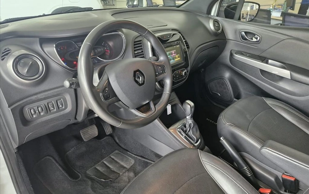 imagem-https://www.socarrao.com.br/sc-vehicle-images-prod/4124685/1790358318583-4be7f59d-d11f-4fd3-957b-fe6a9ceabf9320260910094615.jpeg
