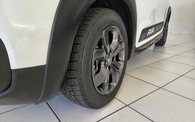 imagem-https://www.socarrao.com.br/sc-vehicle-images-prod/4124700/1790358344773-34487a38-fa16-46bb-81cd-65051e18180f.jpg