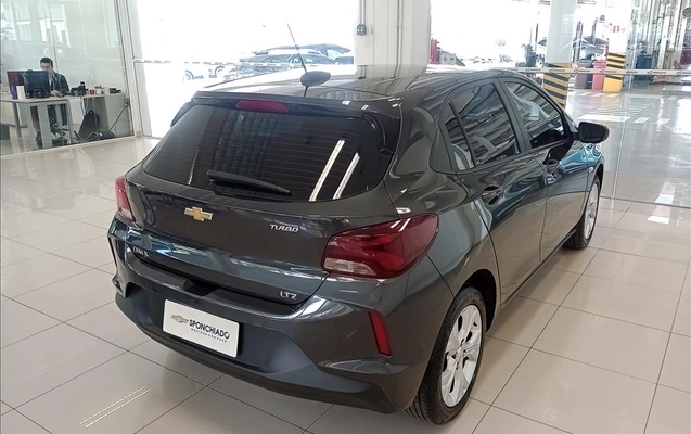 imagem-https://www.socarrao.com.br/sc-vehicle-images-prod/4124711/1790358392140-9df80067-a1b8-4fb5-9360-8fd352fb6a0420260825111402.jpeg