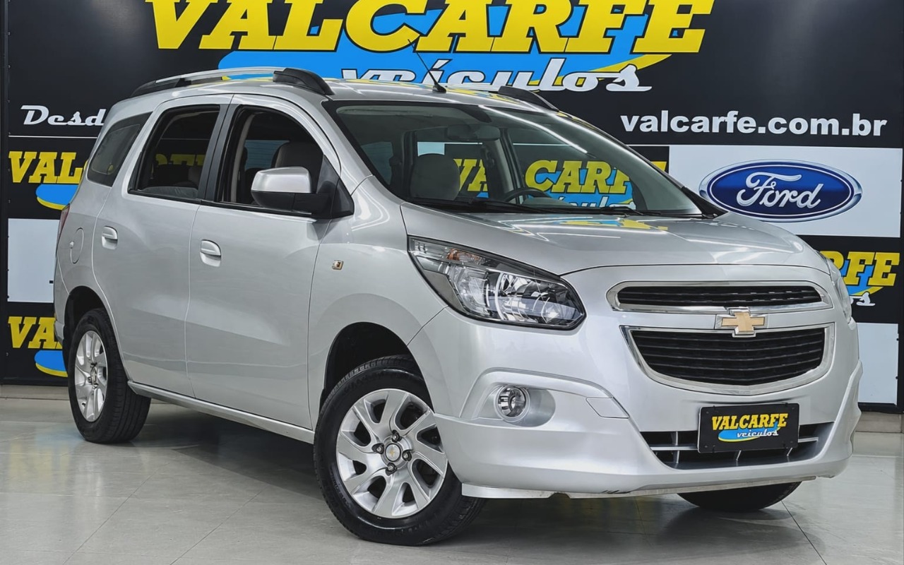 Chevrolet Spin 2014 Prata — foto 1 de 3