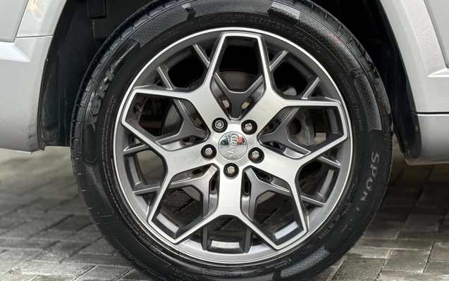imagem-https://www.socarrao.com.br/sc-vehicle-images-prod/4125032/1790359288533-003_7dbc5e659ed14def1e6cfc3c196d1935.jpg