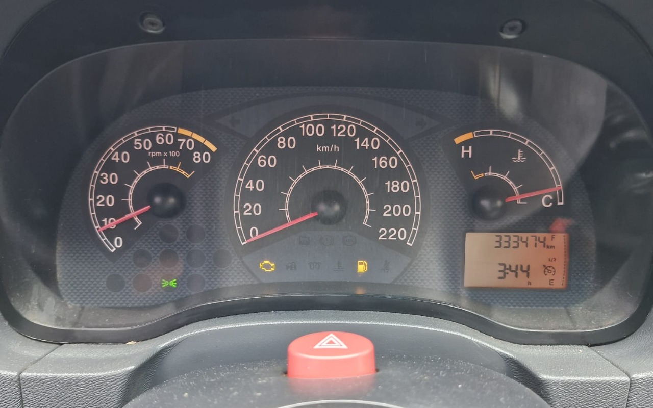 imagem-https://www.socarrao.com.br/sc-vehicle-images-prod/4125033/1790359212903-OSBLTSAzMzMuNDc0LmpwZWc.jpeg