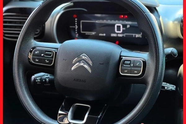 imagem-https://www.socarrao.com.br/sc-vehicle-images-prod/4125057/1790359279668-8495969_8_B_38efe487ac.jpg