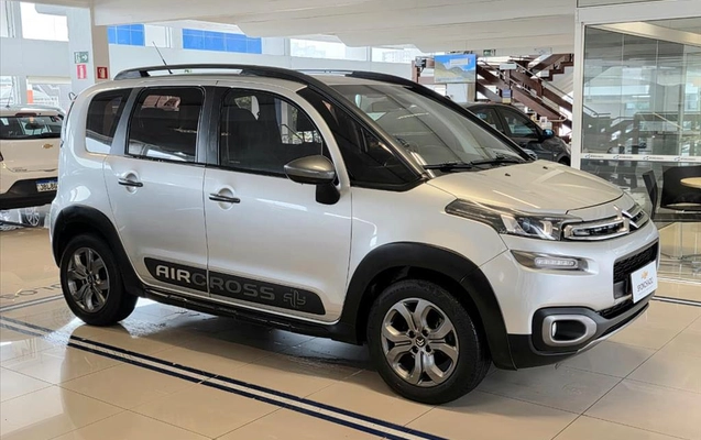 imagem-https://www.socarrao.com.br/sc-vehicle-images-prod/4125252/1790383642147-0cd44738-6f6a-4f3f-946a-ea5038630c5920260901142545.jpeg