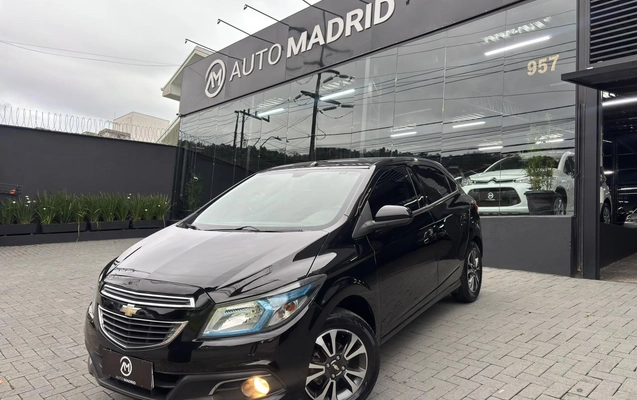 imagem-https://www.socarrao.com.br/sc-vehicle-images-prod/4125265/1790359605276-7fdfa5d8-b893-69fe-ae8b-3a23ebe8b088.jpg