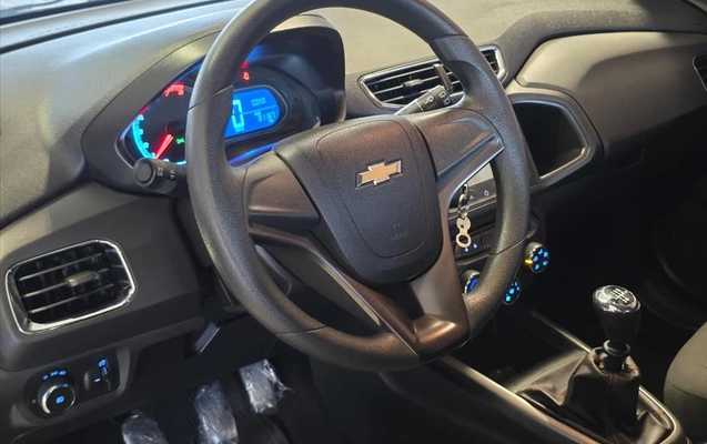 imagem-https://www.socarrao.com.br/sc-vehicle-images-prod/4125299/1790359722654-fa489ac6-c86f-423c-a662-e29d9c20ba2120260914101326.jpeg