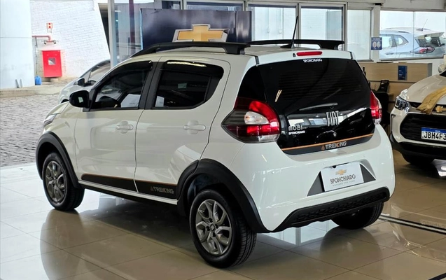 imagem-https://www.socarrao.com.br/sc-vehicle-images-prod/4125309/1790383984468-bb337724-848e-4be9-844c-1f080a0682b520260921111343.jpeg