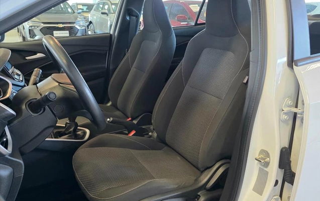 imagem-https://www.socarrao.com.br/sc-vehicle-images-prod/4125311/1790359734177-e06ec272-00e5-42f3-b541-44c8cb9f8b9420260918172328.jpeg