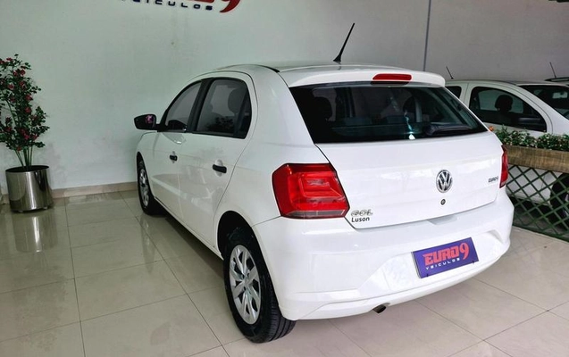imagem-https://www.socarrao.com.br/sc-vehicle-images-prod/4125335/1790359783009-8448673_7_B_343be20985.jpeg