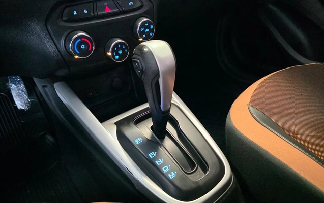 imagem-https://www.socarrao.com.br/sc-vehicle-images-prod/4125404/1790384182017-74289c9f-51da-41d5-a88d-ba87c77cbbc320260923084234.jpeg