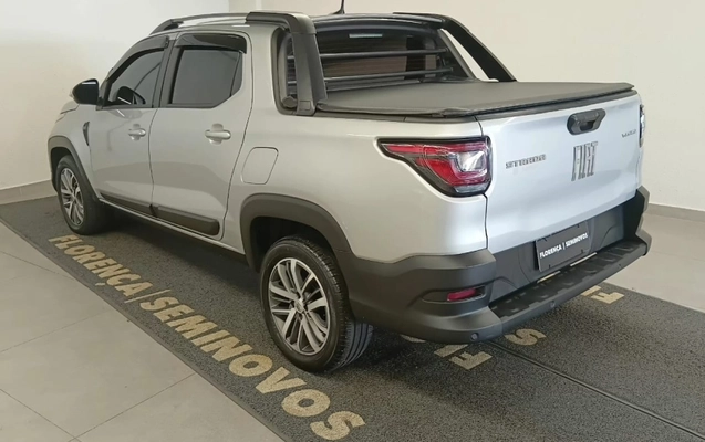 imagem-https://www.socarrao.com.br/sc-vehicle-images-prod/4125445/1790360201834-ulaAReaExY97Nua0cktLiMsCfvHngTwS.jpg