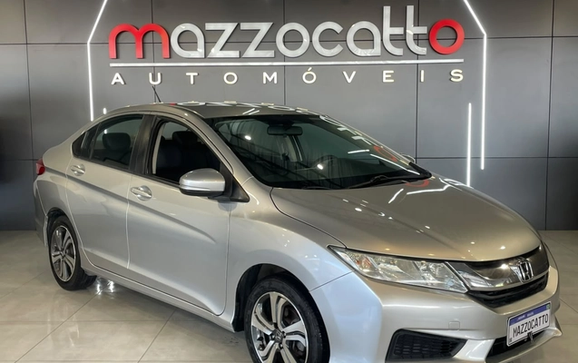 imagem-https://www.socarrao.com.br/sc-vehicle-images-prod/4125511/1790360352521-003_e46152d181b359f94435f8a49ef84543.jpg