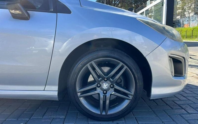 imagem-https://www.socarrao.com.br/sc-vehicle-images-prod/4125590/1792011048230-8514210_9_B_e7ca0e924c.jpeg