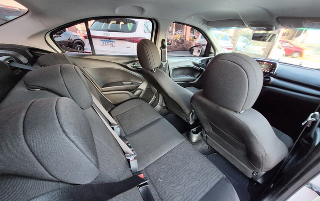 imagem-https://www.socarrao.com.br/sc-vehicle-images-prod/4125796/1790360980489-003_f3ebf7ac232200c77bd45a53da5ecdd4.jpg