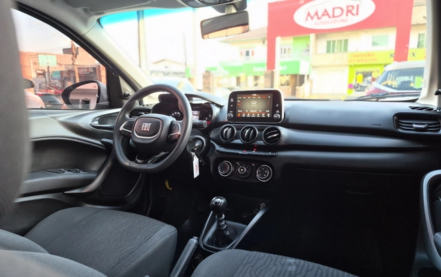 imagem-https://www.socarrao.com.br/sc-vehicle-images-prod/4125796/1790360980490-003_c00e4e490a42f4fecca8c0dc4cefc09c.jpg