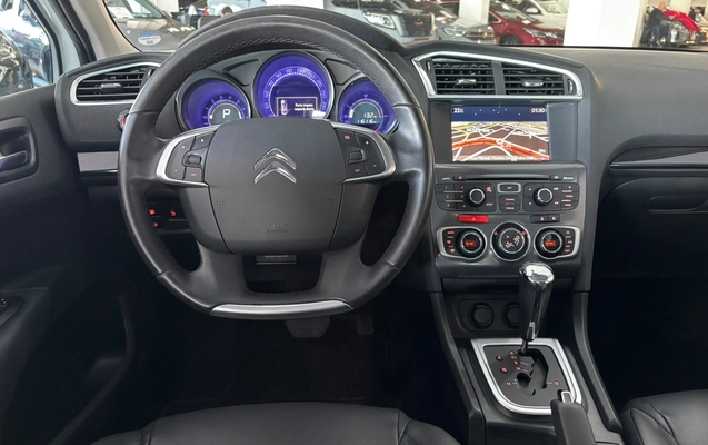 imagem-https://www.socarrao.com.br/sc-vehicle-images-prod/4125801/1790361045116-1_032900.jpg