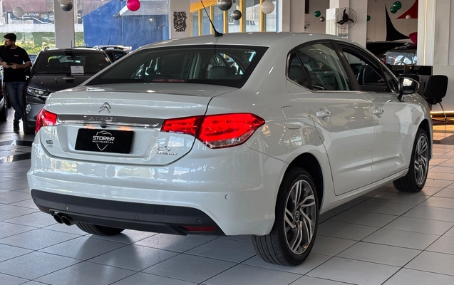imagem-https://www.socarrao.com.br/sc-vehicle-images-prod/4125801/1790361045129-1_032853.jpg