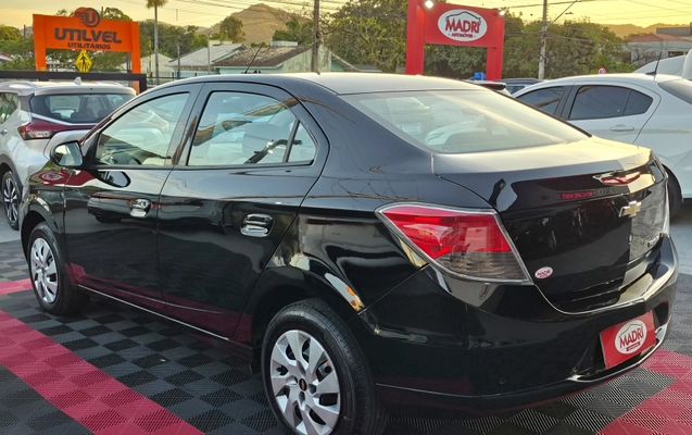 imagem-https://www.socarrao.com.br/sc-vehicle-images-prod/4125827/1790361144368-003_a2662b0cd6ba3a881d4e6ae6646df8bd.jpg