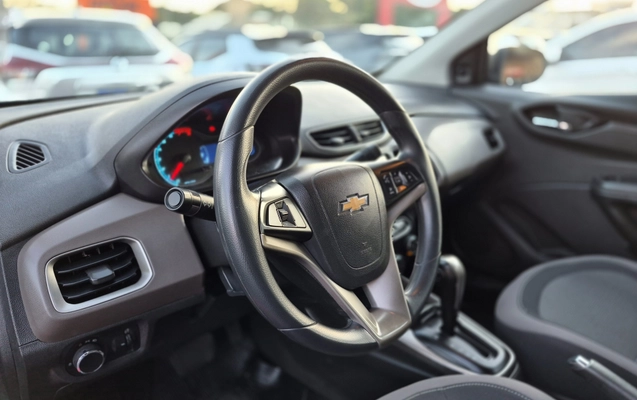 imagem-https://www.socarrao.com.br/sc-vehicle-images-prod/4125827/1790361144372-003_ca3d87916c25910063930dc105751f42.jpg
