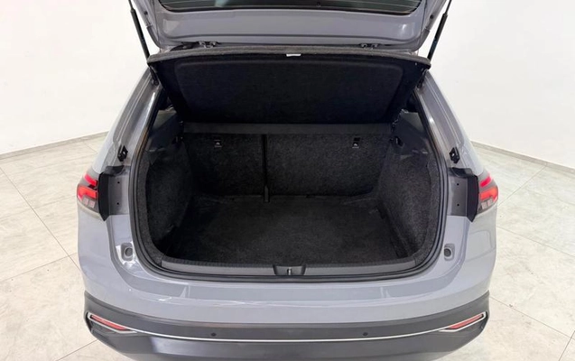 imagem-https://www.socarrao.com.br/sc-vehicle-images-prod/4126009/1790361358785-8512896_10_B_5864a4f82b.jpeg