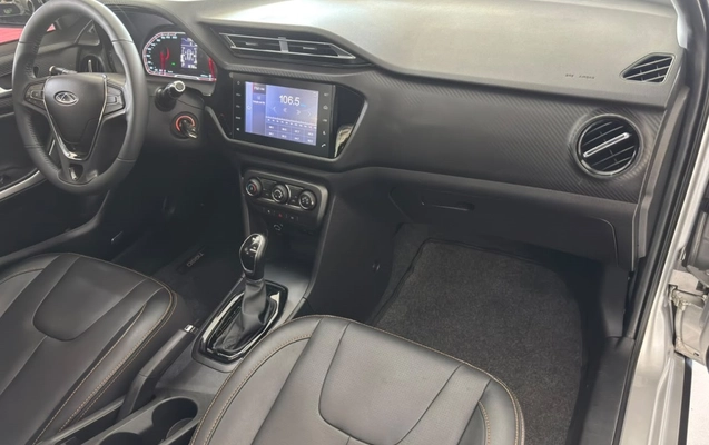 imagem-https://www.socarrao.com.br/sc-vehicle-images-prod/4126087/1790361628655-1_033928.jpg