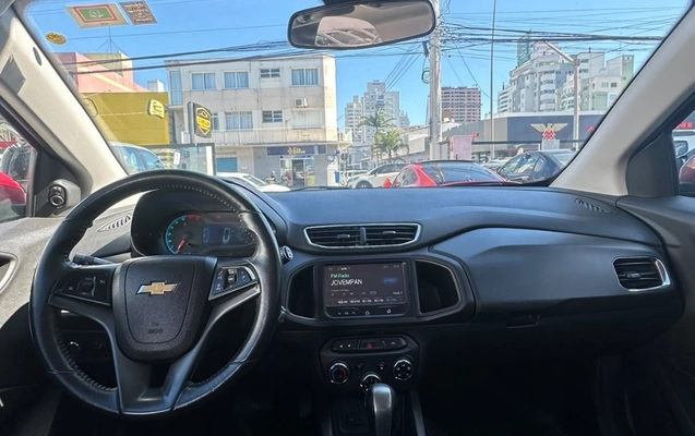 imagem-https://www.socarrao.com.br/sc-vehicle-images-prod/4126150/1790452051531-gb-5e0399c.jpeg