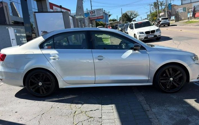 imagem-https://www.socarrao.com.br/sc-vehicle-images-prod/4126171/1790362214182-8513918_1_B_acd8c384de.jpeg