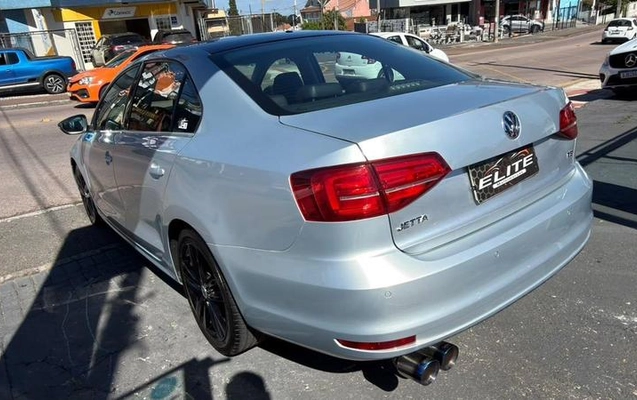 imagem-https://www.socarrao.com.br/sc-vehicle-images-prod/4126171/1790362214186-8513918_0_B_8a3a0a1acf.jpeg