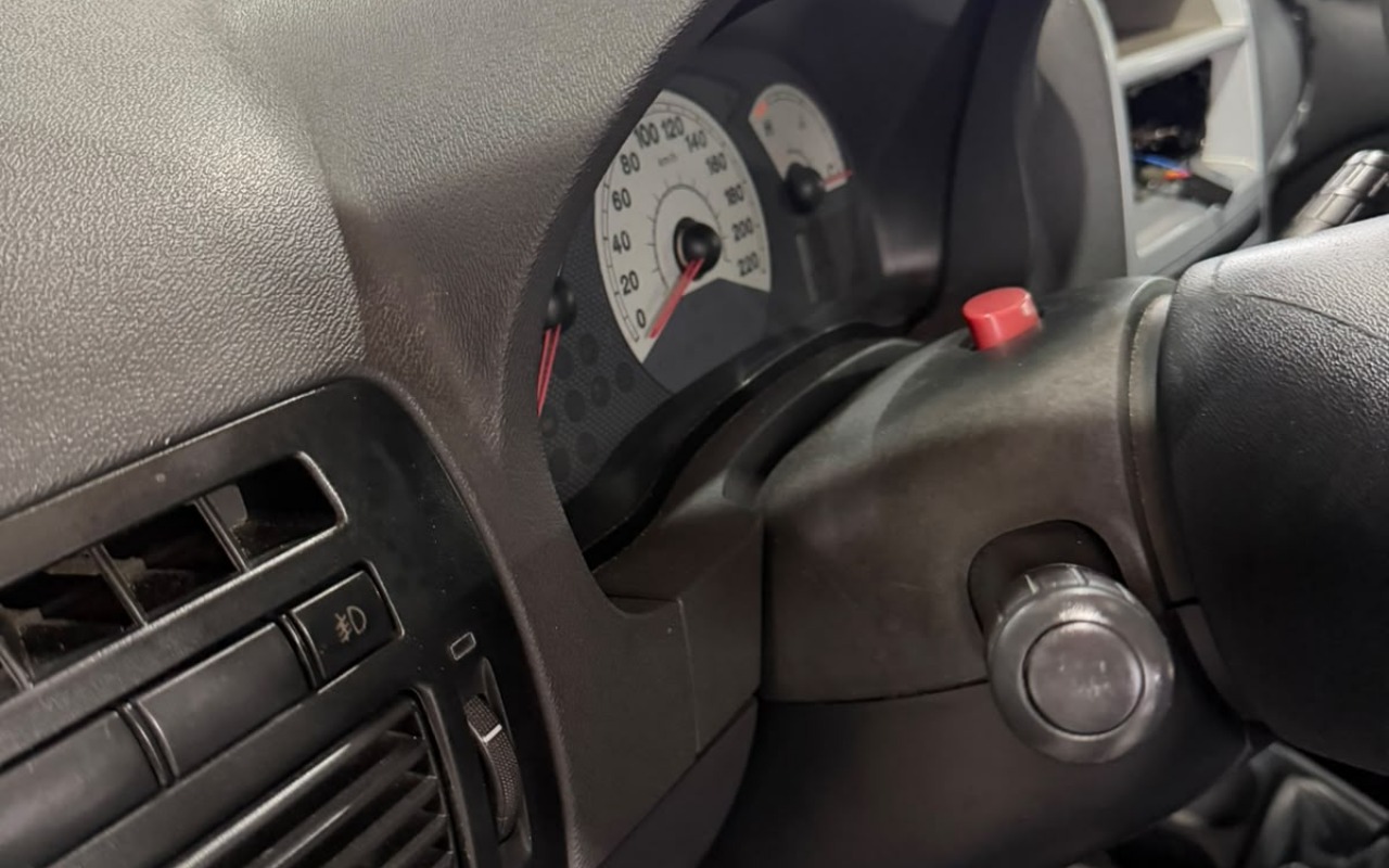 imagem-https://www.socarrao.com.br/sc-vehicle-images-prod/4126457/1790362467560-V2hhdHNBcHAgSW1hZ2UgMjAyNi0wOS0yNSBhdCAxMS40MC4zNiBBTSAoMSkuanBlZw.jpeg