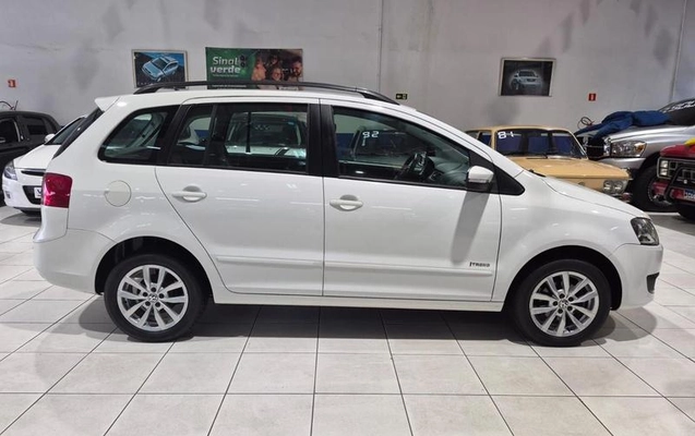 imagem-https://www.socarrao.com.br/sc-vehicle-images-prod/4126463/1790365147070-8482457_10_B_0245a60e29.jpeg
