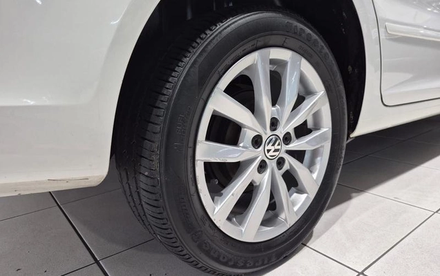 imagem-https://www.socarrao.com.br/sc-vehicle-images-prod/4126463/1790365147074-8482457_12_B_df7fffcaa6.jpeg
