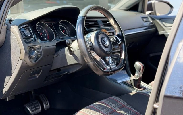 imagem-https://www.socarrao.com.br/sc-vehicle-images-prod/4126489/1790362863986-69436ab6c4283ad14.jpg
