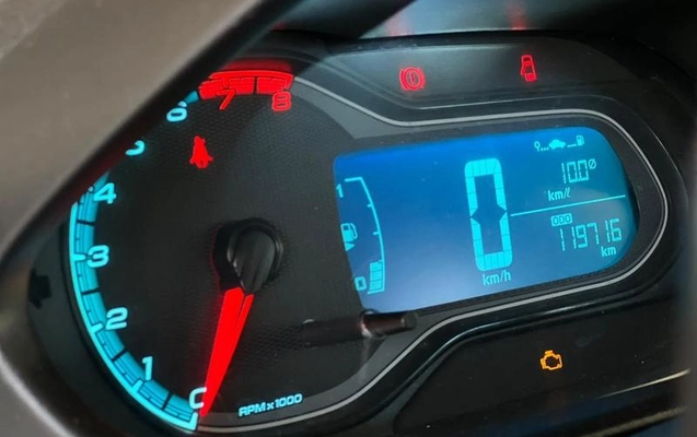 imagem-https://www.socarrao.com.br/sc-vehicle-images-prod/4126494/1790683141042-8513288_12_B_f6e78021f3.jpeg