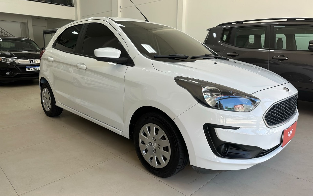 imagem-https://www.socarrao.com.br/sc-vehicle-images-prod/4126629/1790363117771-Y3h6YS5qcGVn.jpeg