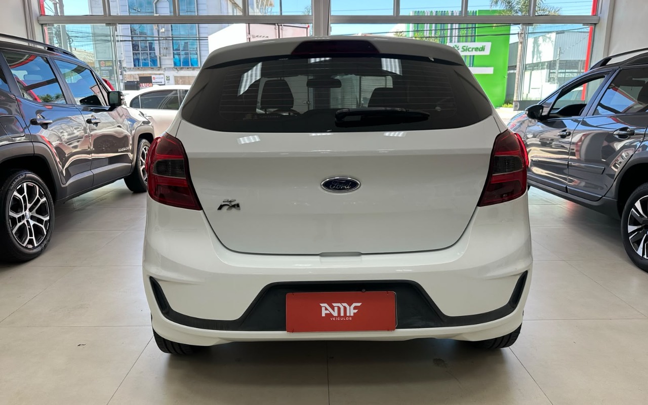 imagem-https://www.socarrao.com.br/sc-vehicle-images-prod/4126629/1790363118141-d3MuanBlZw.jpeg