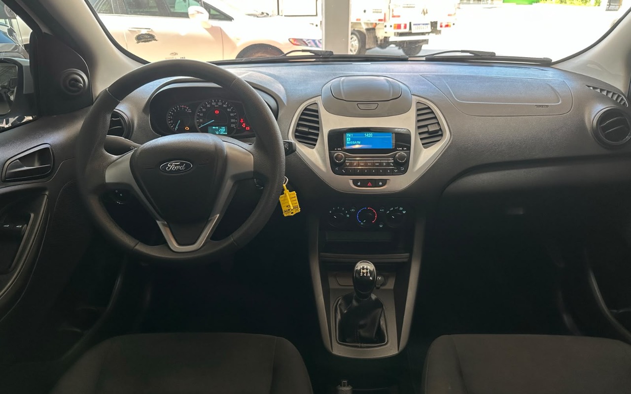 imagem-https://www.socarrao.com.br/sc-vehicle-images-prod/4126629/1790363118440-Z2QuanBlZw.jpeg