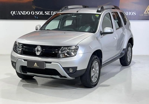 Renault Duster 2018 Prata — foto 1 de 3