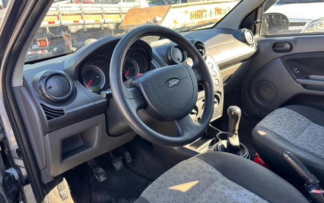 imagem-https://www.socarrao.com.br/sc-vehicle-images-prod/4126779/1790366945473-8469820_15_B_572491dced.jpeg