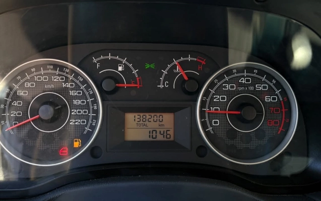 imagem-https://www.socarrao.com.br/sc-vehicle-images-prod/4126945/1790363931354-V2hhdHNBcHAgSW1hZ2UgMjAyNi0wOS0yNSBhdCAxNi4wNi4yMyAoMSkuanBlZw.jpeg