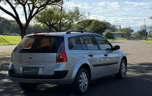 imagem-https://www.socarrao.com.br/sc-vehicle-images-prod/4127043/1790364041649-V2hhdHNBcHAgSW1hZ2UgMjAyNi0wOS0yMyBhdCAwOS40OS4yMiAoMykuanBlZw.jpeg