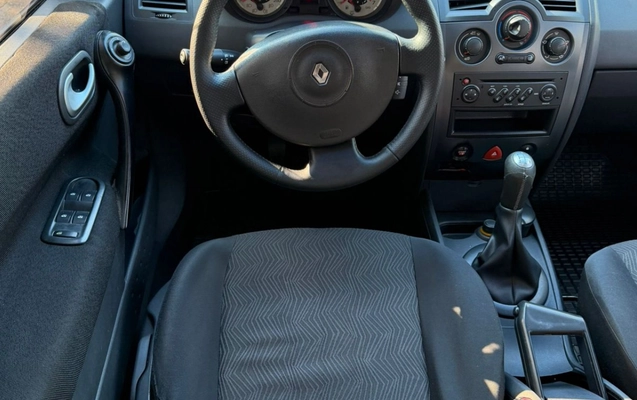 imagem-https://www.socarrao.com.br/sc-vehicle-images-prod/4127043/1790364042119-V2hhdHNBcHAgSW1hZ2UgMjAyNi0wOS0yMyBhdCAwOS40OS4yMSAoMikuanBlZw.jpeg