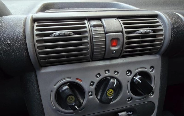 imagem-https://www.socarrao.com.br/sc-vehicle-images-prod/4127135/1790364178117-8486657_7_B_b842409702.jpeg