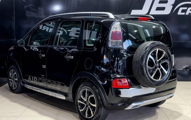 imagem-https://www.socarrao.com.br/sc-vehicle-images-prod/4127162/1790444533582-c21ef4657e884f47a2cd8423de5de029_1790346260888.jpg